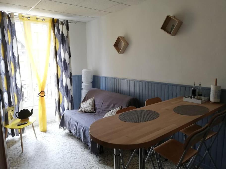 Le Nid Douillet Univers Linge Fourni La Bourboule Exterior photo